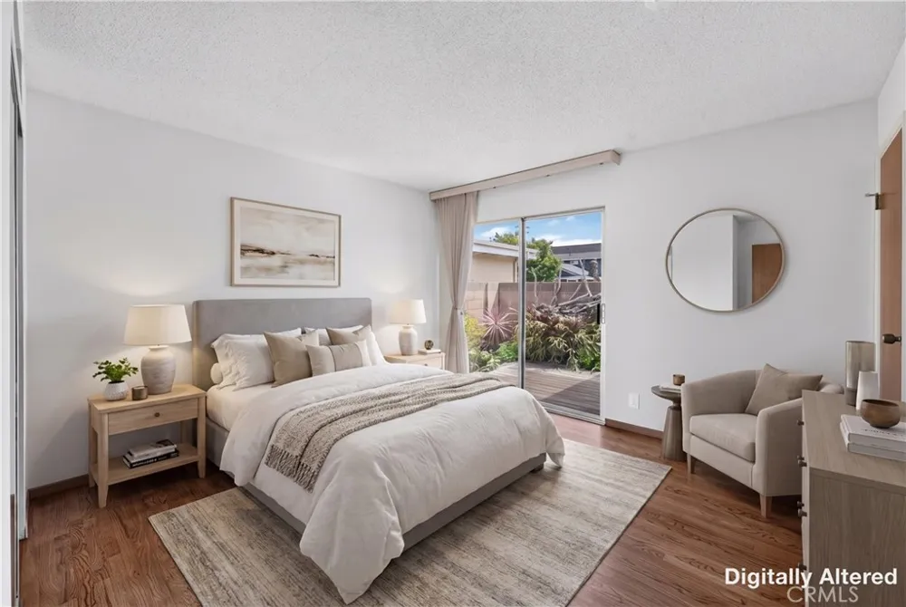 1288 Londonderry Street Costa Mesa, CA 92626