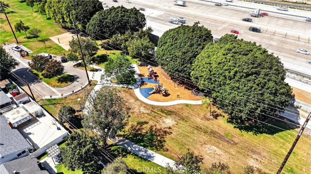1288 Londonderry Street Costa Mesa, CA 92626