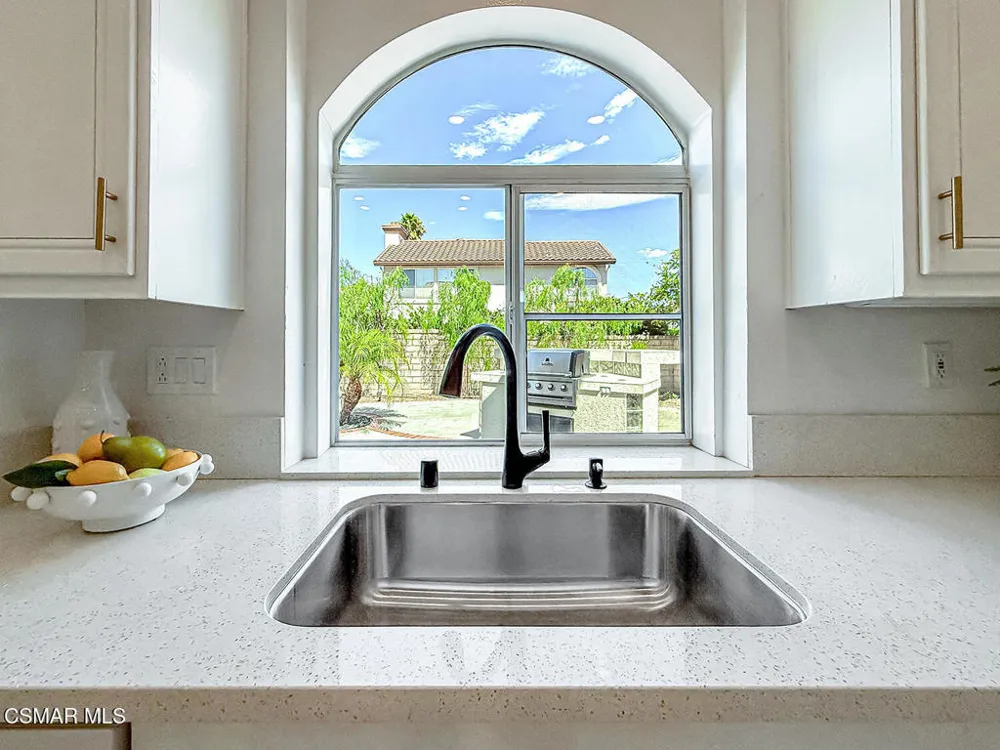 1685 Glider Court Thousand Oaks, CA 91320