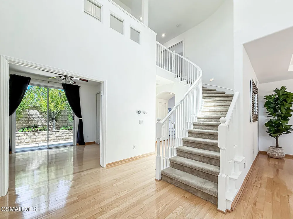 1685 Glider Court Thousand Oaks, CA 91320