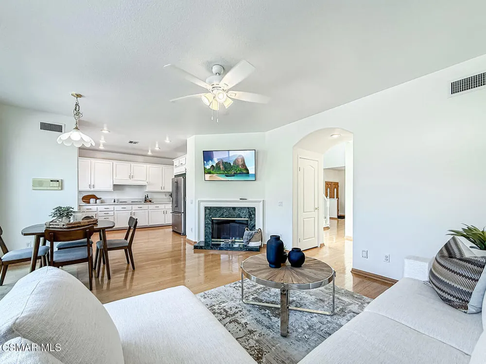 1685 Glider Court Thousand Oaks, CA 91320