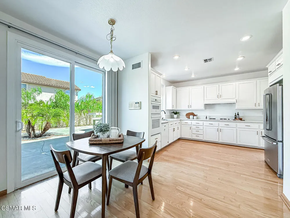 1685 Glider Court Thousand Oaks, CA 91320