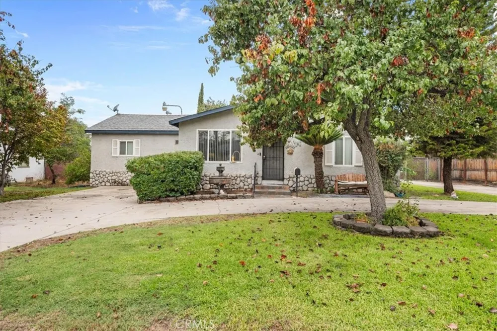 2664 Lawrence Avenue San Bernardino, CA 92404