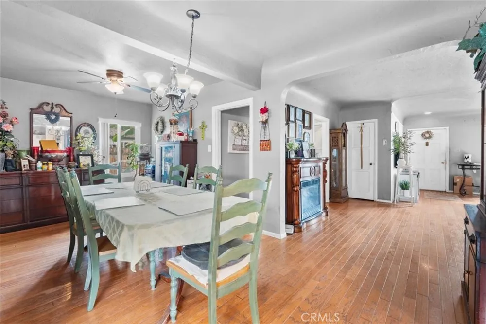 2664 Lawrence Avenue San Bernardino, CA 92404