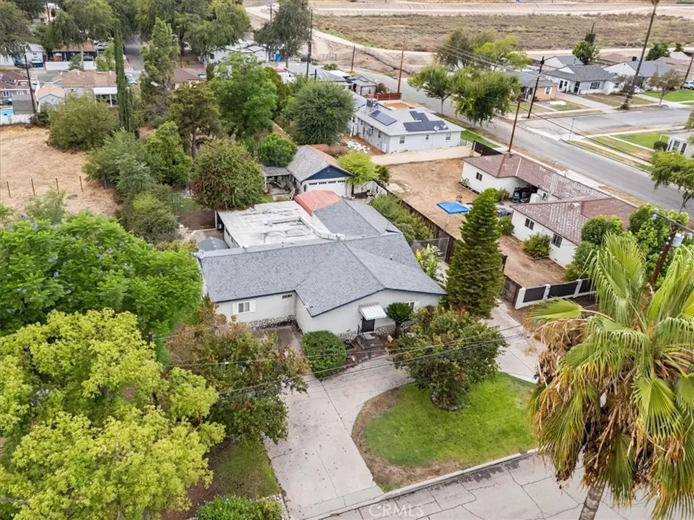 2664 Lawrence Avenue San Bernardino, CA 92404