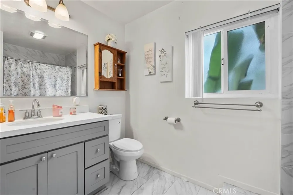 2664 Lawrence Avenue San Bernardino, CA 92404