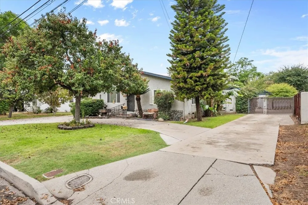 2664 Lawrence Avenue San Bernardino, CA 92404