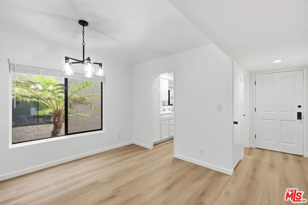 1423 S Bentley Avenue #B Los Angeles, CA 90025