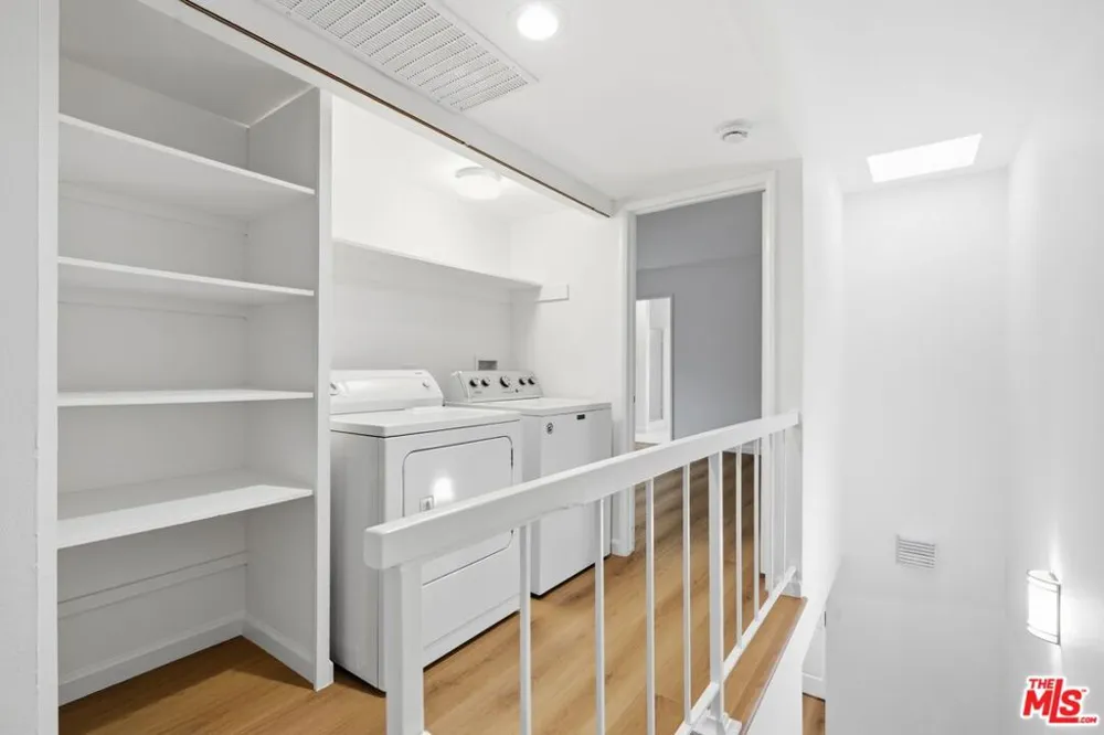 1423 S Bentley Avenue #B Los Angeles, CA 90025