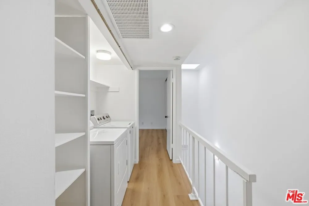 1423 S Bentley Avenue #B Los Angeles, CA 90025