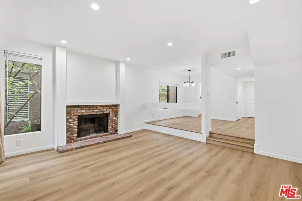 1423 S Bentley Avenue #B Los Angeles, CA 90025