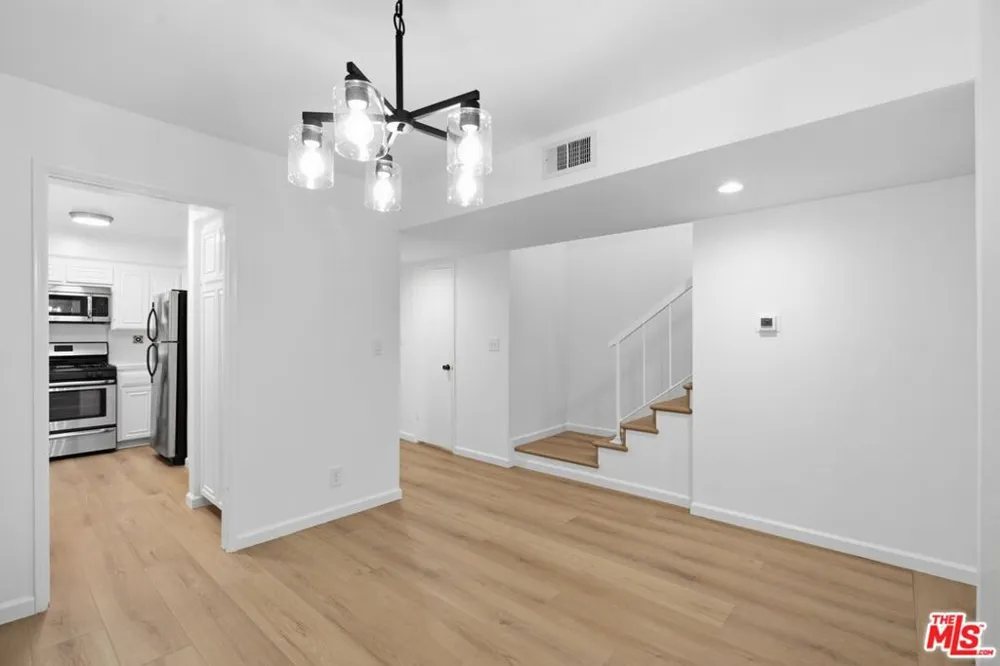 1423 S Bentley Avenue #B Los Angeles, CA 90025