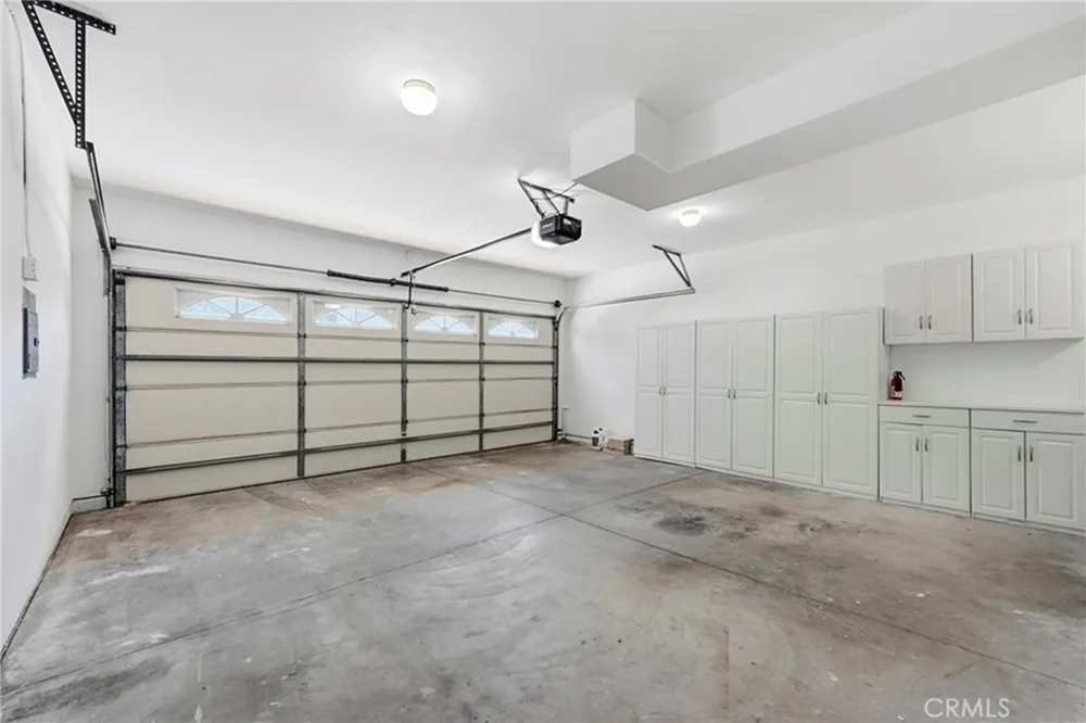 2575 Elden Avenue #3 Costa Mesa, CA 92627