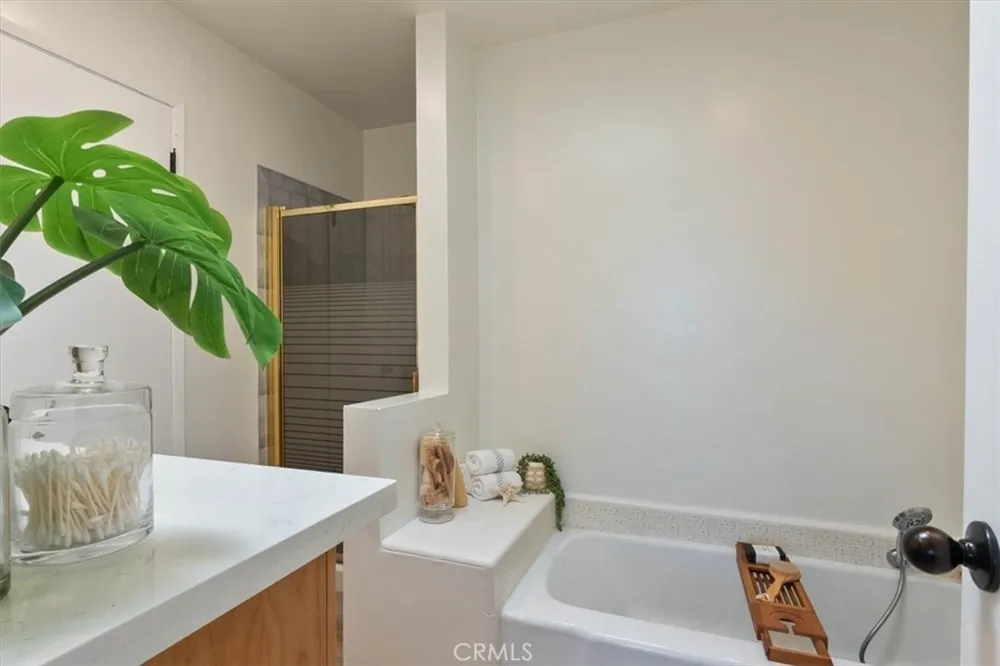 4567 Don Ricardo Drive Los Angeles, CA 90008