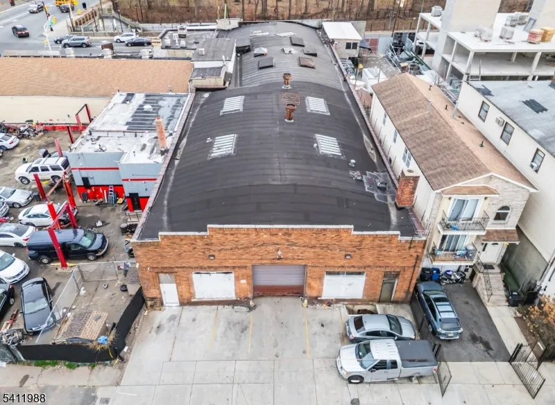 236 Park Ave Newark City, NJ 07107