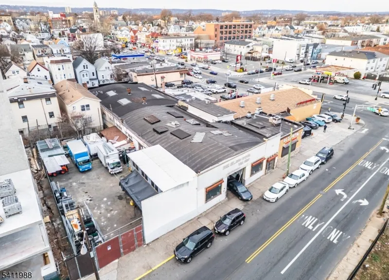 236 Park Ave Newark City, NJ 07107