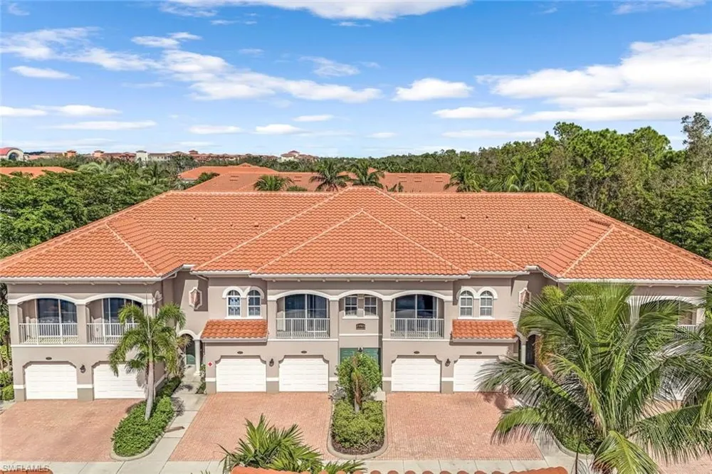 23501 Alamanda Drive #204 Estero, FL 34135