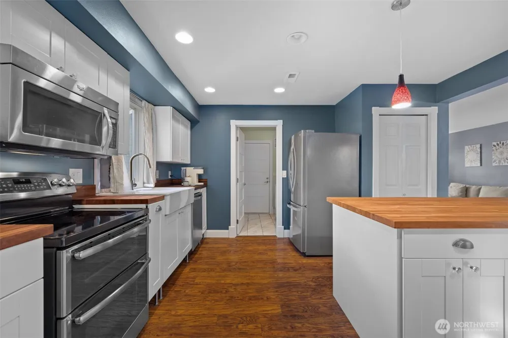 3111 154th Street SW Lynnwood, WA 98087