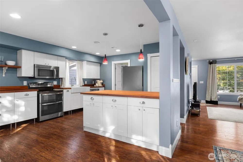 3111 154th Street SW Lynnwood, WA 98087