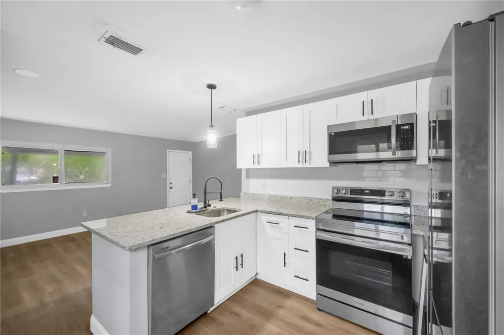 2626 E CHELSEA STREET Tampa, FL 33610
