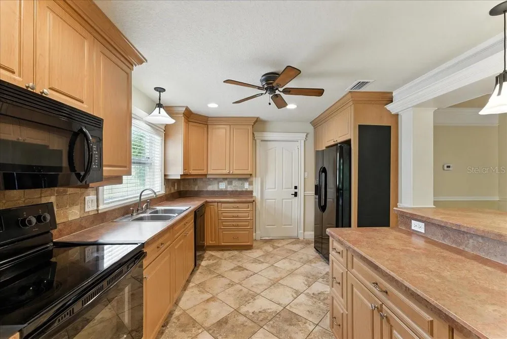 1067 CHOKECHERRY DRIVE Winter Springs, FL 32708