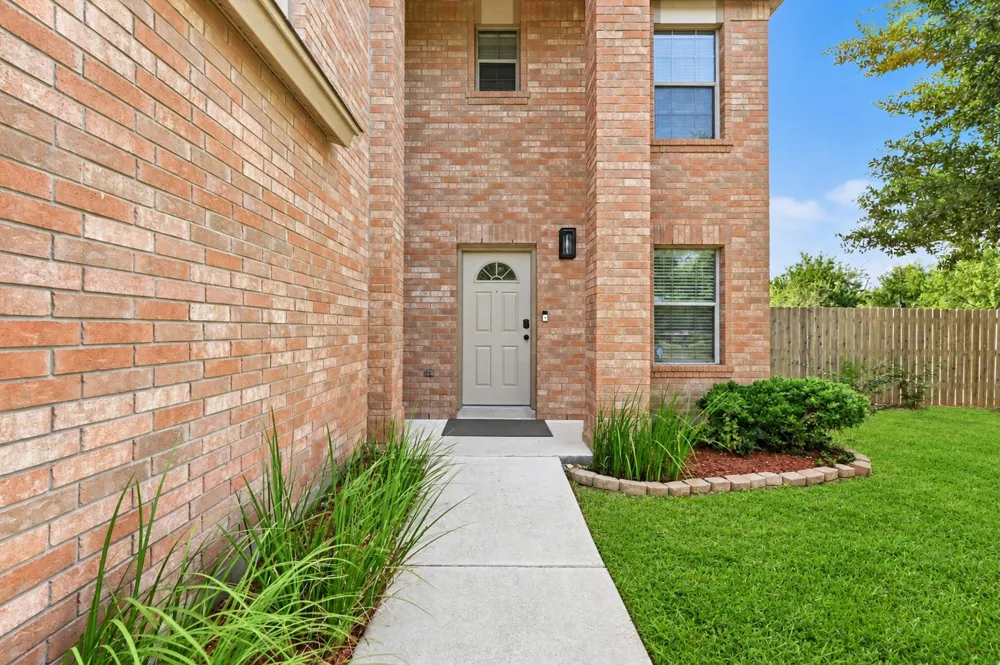 370 Holly Grove Street Kyle, TX 78640
