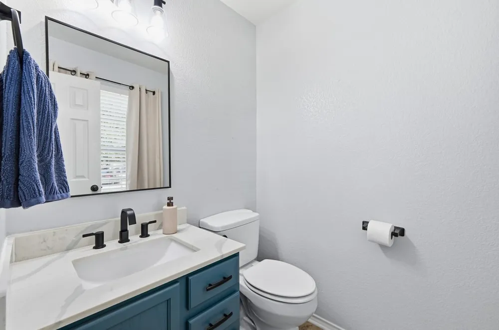 370 Holly Grove Street Kyle, TX 78640