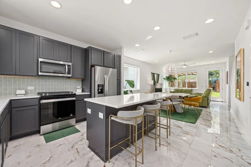 1190 Sarabeth Way Austin, TX 78721