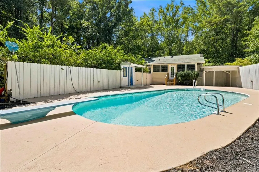 4086 Chapel Hill Road Douglasville, GA 30135