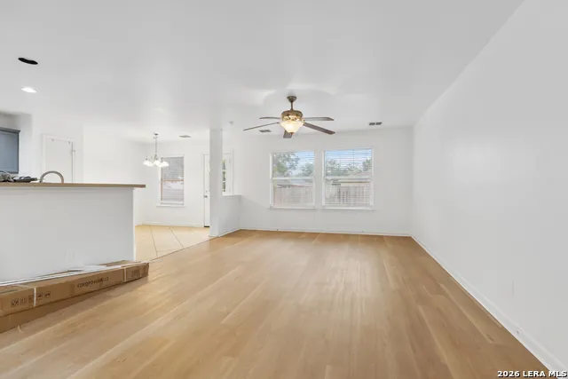 210 Laceleaf Cibolo, TX 78108