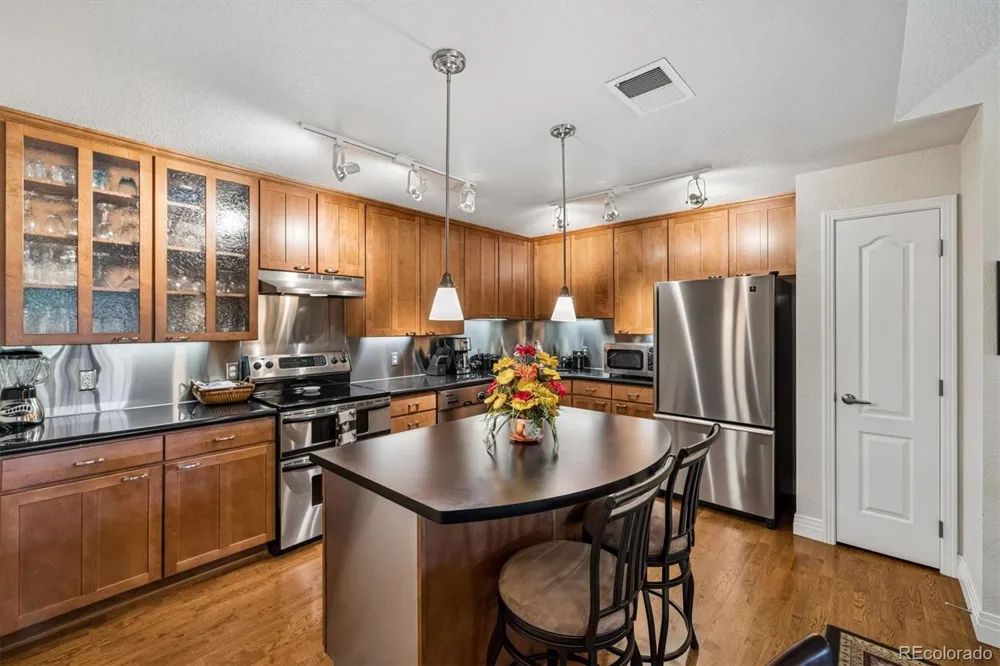 159 Quebec Street #F Denver, CO 80220