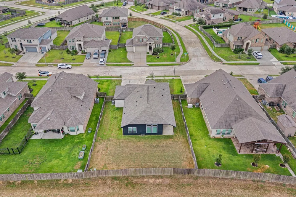 31414 Sandpiper Creek Drive Hockley, TX 77447
