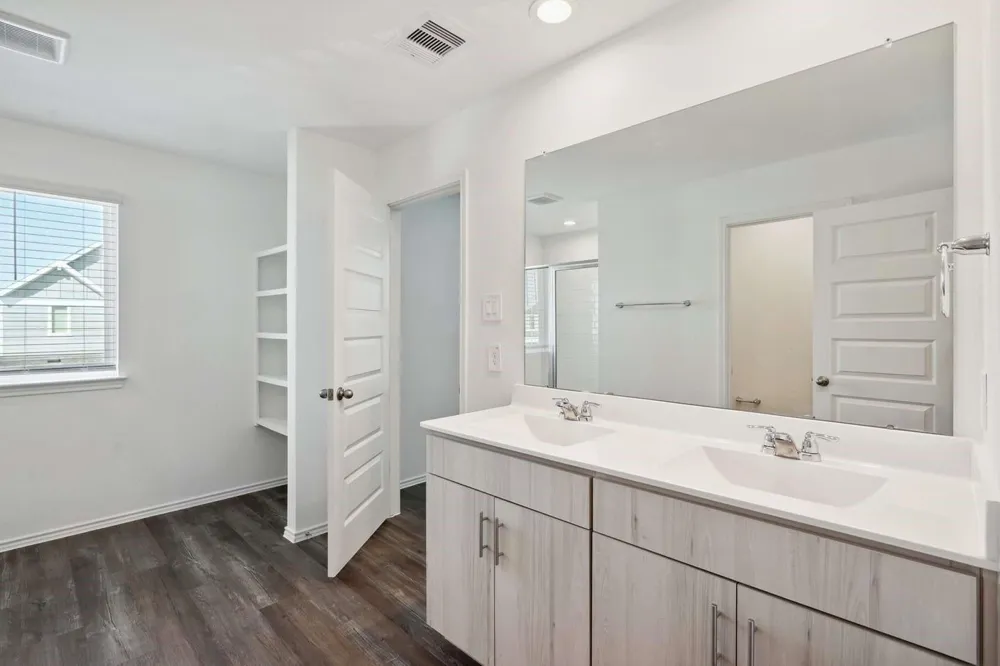 3615 Massenet Katy, TX 77494