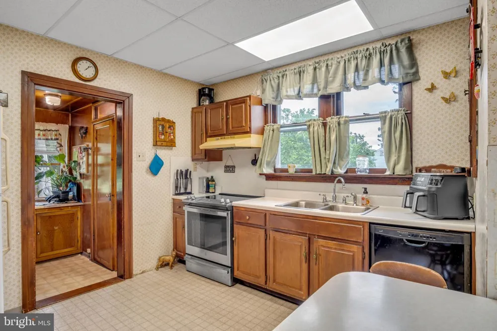 431 5TH STREET Newport, PA 17074