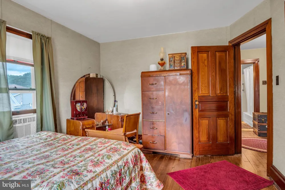 431 5TH STREET Newport, PA 17074