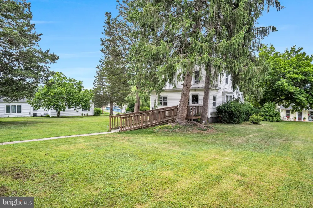 431 5TH STREET Newport, PA 17074