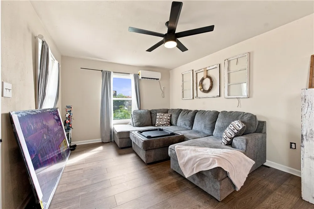128 Blackhawk Drive Sandia, TX 78383