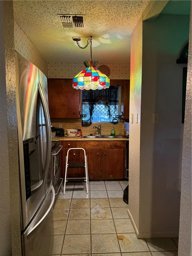 3414 Crest Lake Drive Corpus Christi, TX 78415