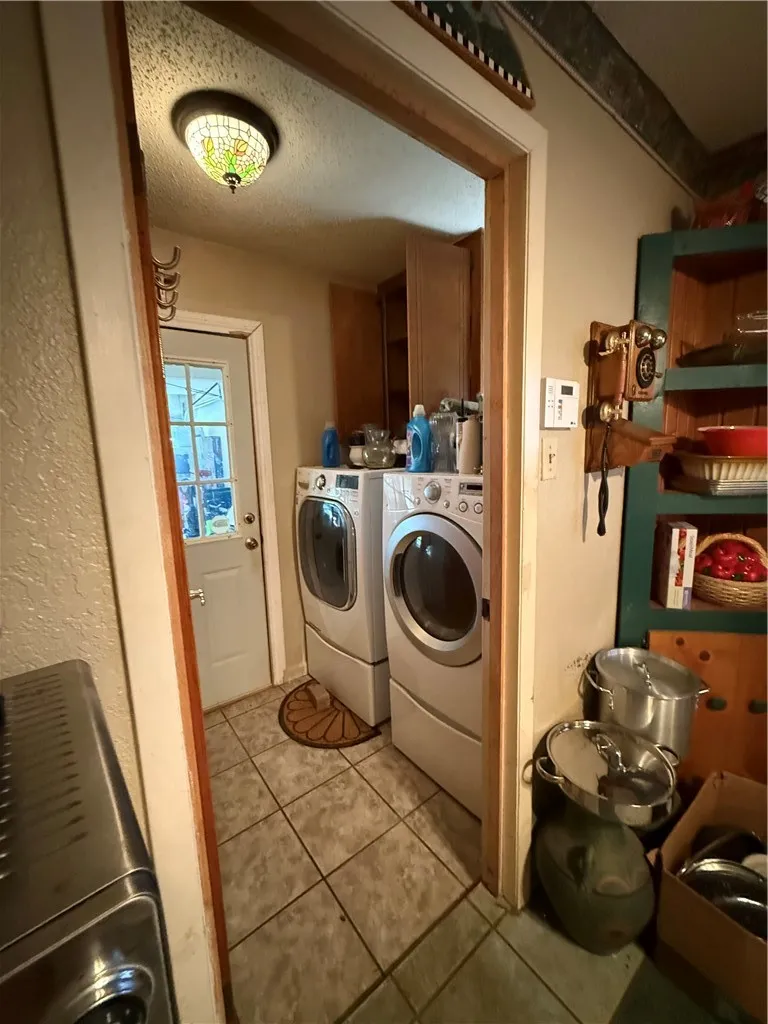 3414 Crest Lake Drive Corpus Christi, TX 78415