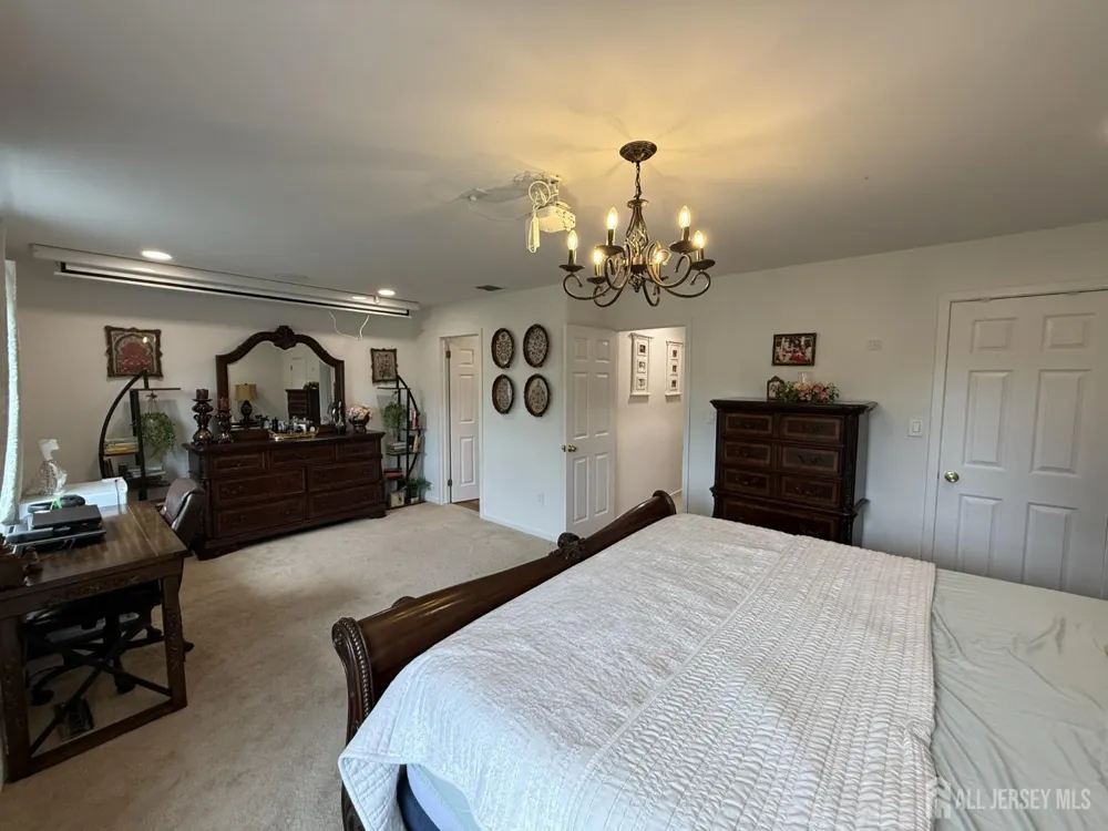386 Waterview Road Bridgewater, NJ 08807