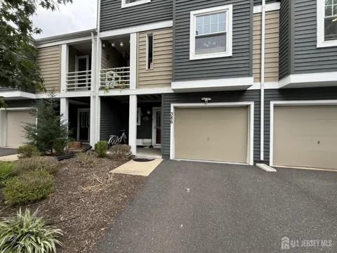 386 Waterview Road