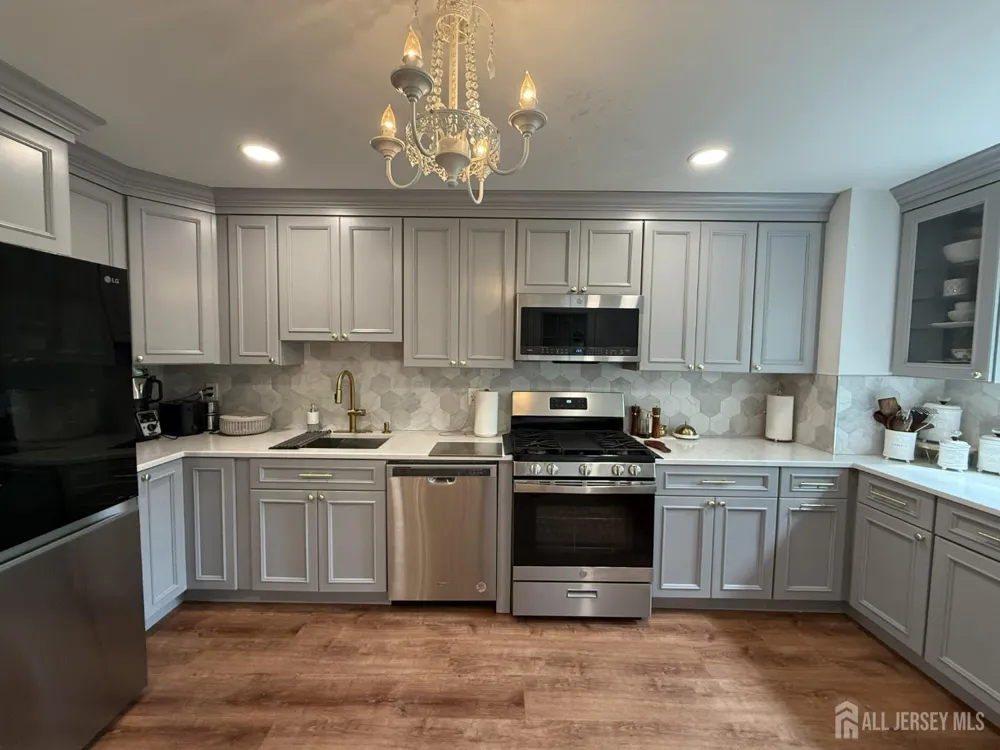 386 Waterview Road Bridgewater, NJ 08807