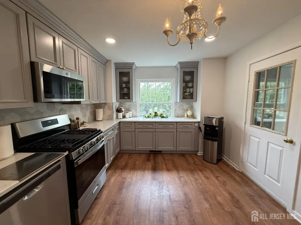 386 Waterview Road Bridgewater, NJ 08807