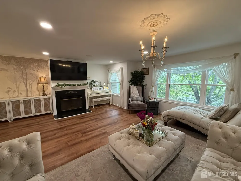 386 Waterview Road Bridgewater, NJ 08807