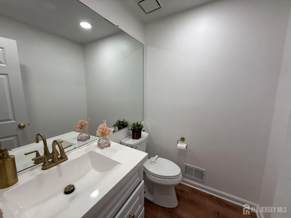 386 Waterview Road Bridgewater, NJ 08807