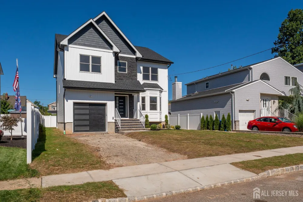 33 Apollo Avenue Avenel, NJ 07001