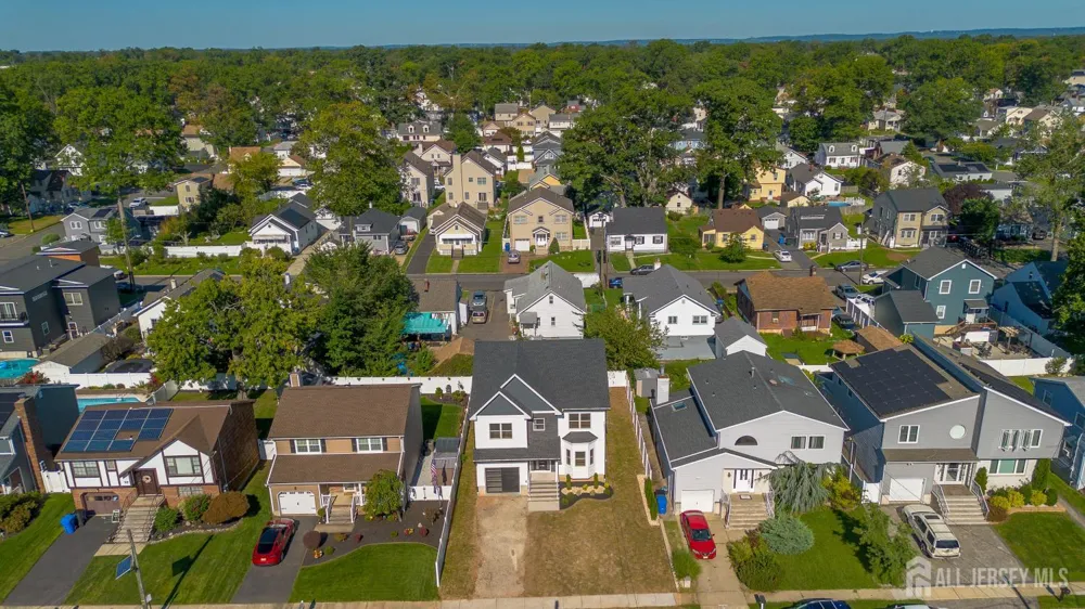 33 Apollo Avenue Avenel, NJ 07001