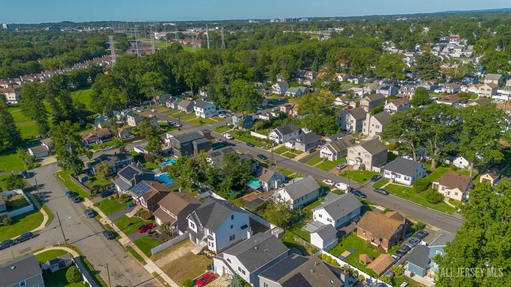 33 Apollo Avenue Avenel, NJ 07001