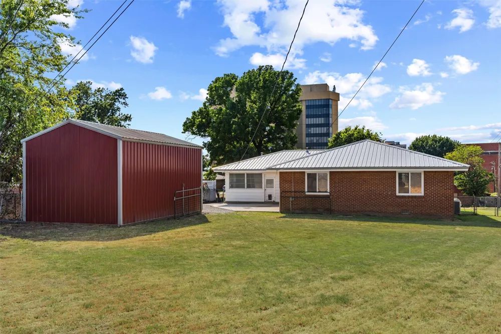 326 Boston Avenue Bartlesville, OK 74006
