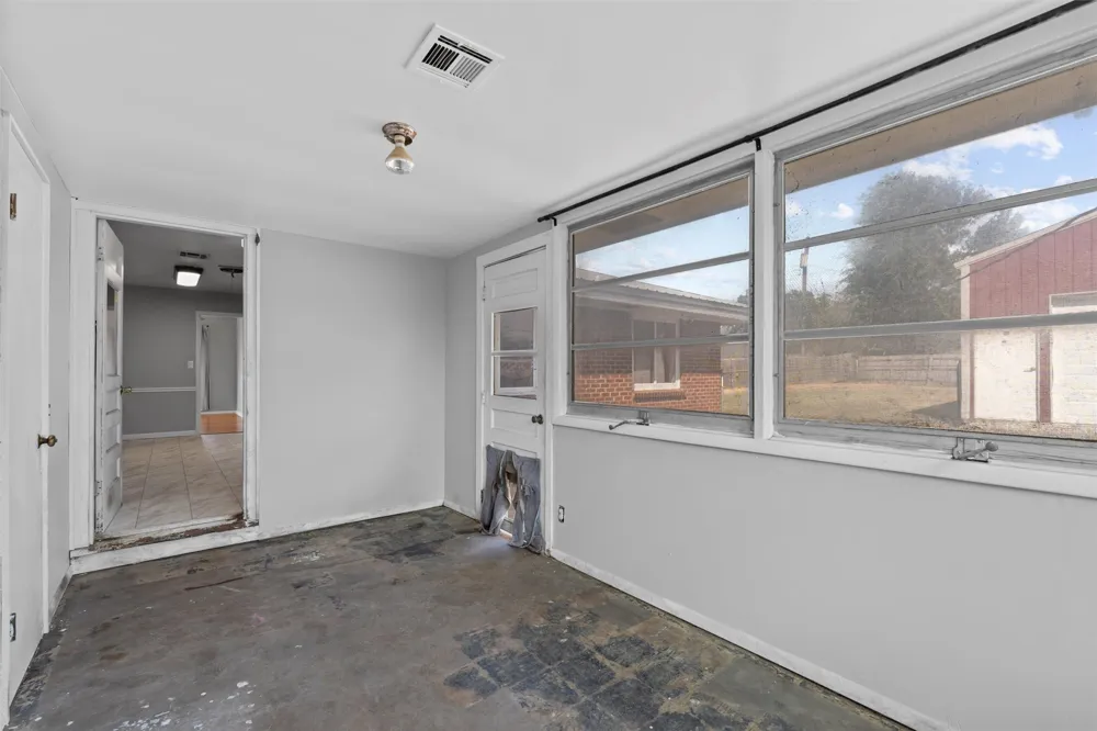 326 Boston Avenue Bartlesville, OK 74006